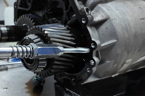 Malaysian gearbox repair 