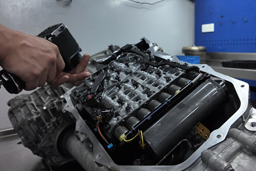 Malaysian gearbox repair 