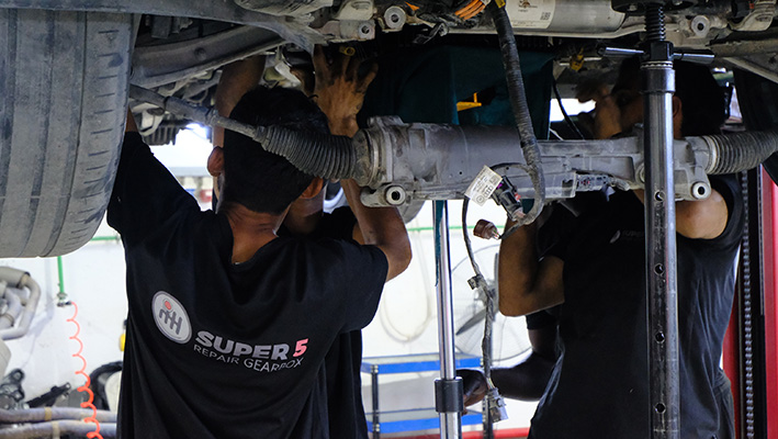 Remanufactured vs. New OEM Gearbox: What’s the Best Choice for Car Owners?